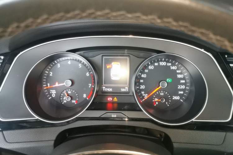Used Volkswagen Variant 2017 380TSI Two-Wheel Drive Comfort Edition Instrument Cluster
