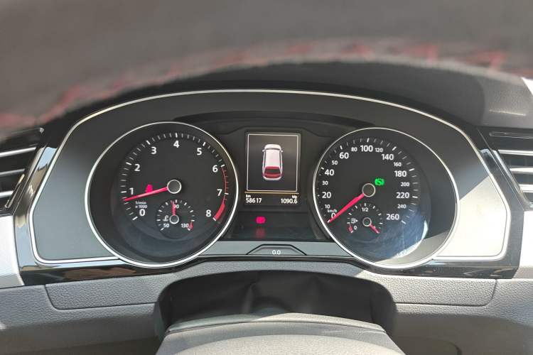 Used Volkswagen Variant 2017 380TSI Two-Wheel Drive Comfort Edition Instrument Cluster