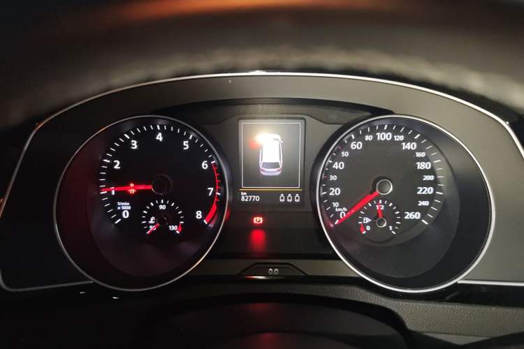 Used Volkswagen Variant 2017 380TSI Two-Wheel Drive Comfort Edition Instrument Cluster