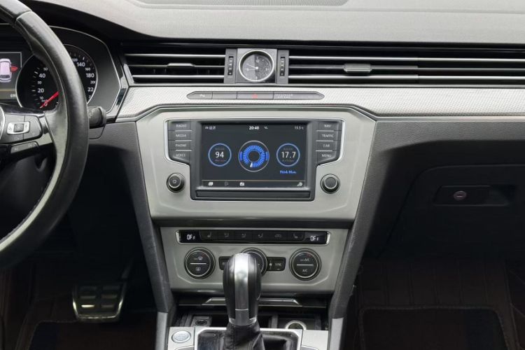 Used Volkswagen Variant 2017 380TSI Four-Wheel Drive Trail Edition Interior 4