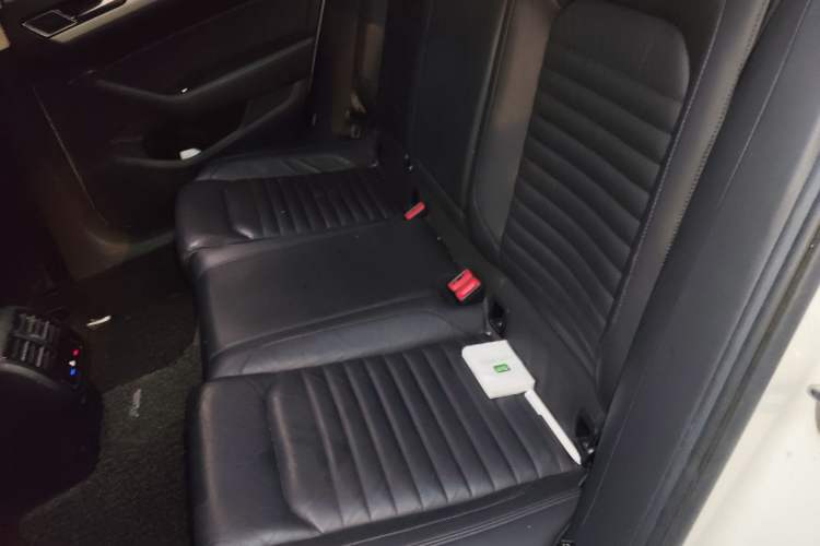 Used Volkswagen Variant 2017 380TSI Two-Wheel Drive Comfort Edition Left Rear Seat