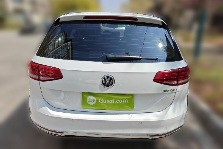 Used Volkswagen Variant 2017 380TSI Two-Wheel Drive Comfort Edition Rear