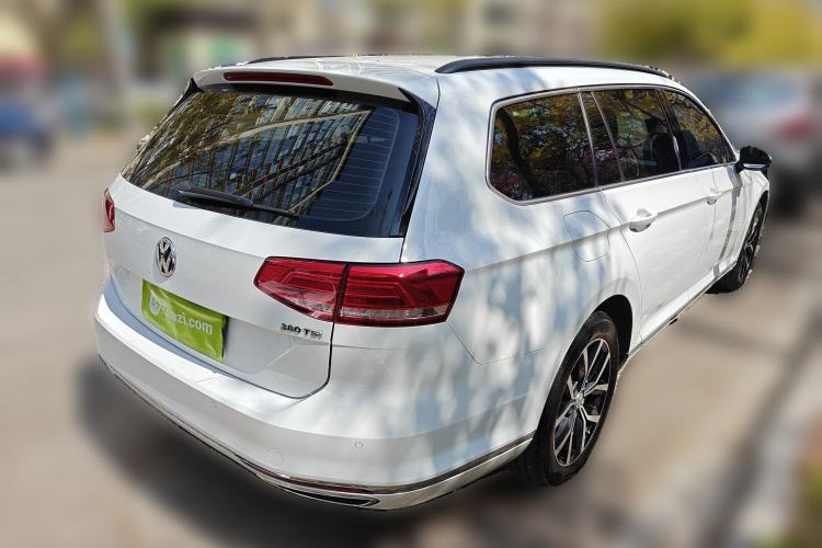 Used Volkswagen Variant 2017 380TSI Two-Wheel Drive Comfort Edition Rear Right 45 Deg