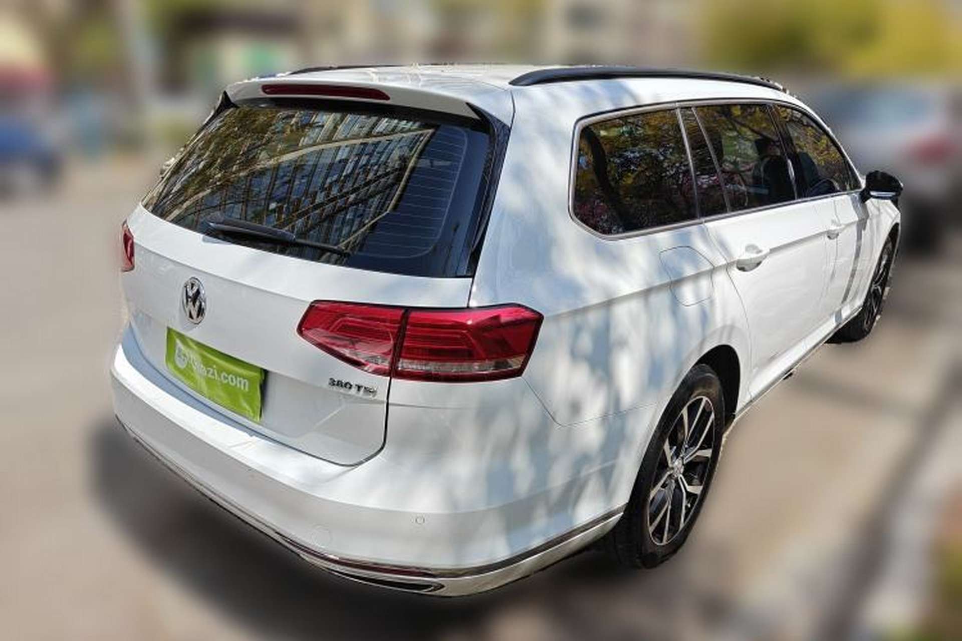Used Volkswagen Variant 2017 380TSI Two-Wheel Drive Comfort Edition Rear Right 45 Deg