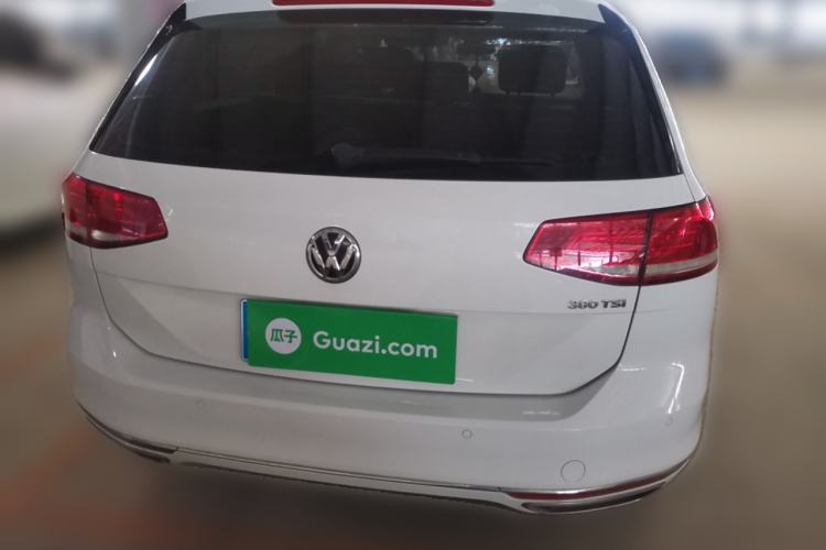 Used Volkswagen Variant 2017 380TSI Two-Wheel Drive Comfort Edition Rear