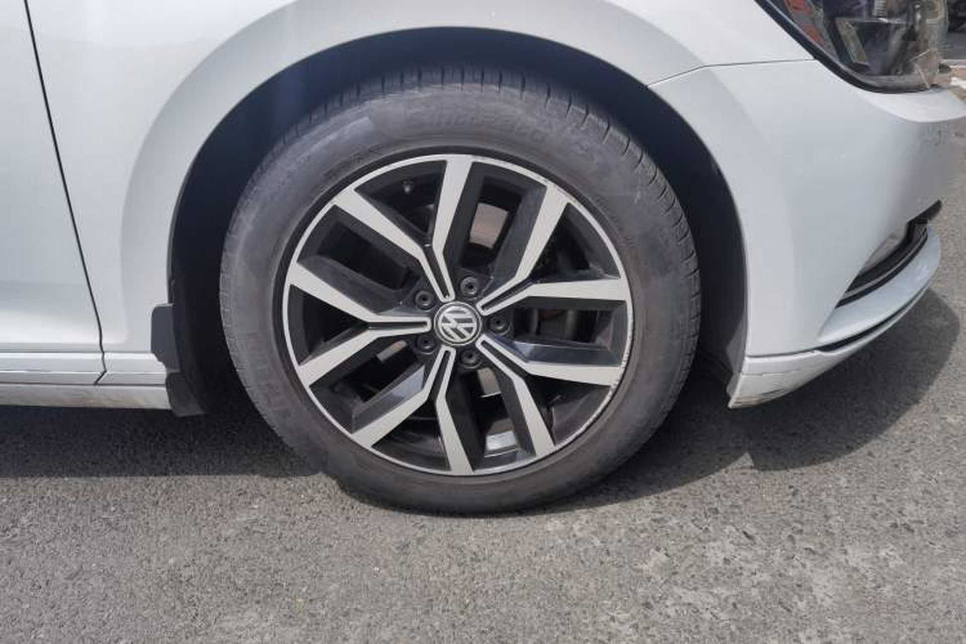 Used Volkswagen Variant 2017 280TSI Two-Wheel-Drive Comfort Edition Right Front Wheel Hub