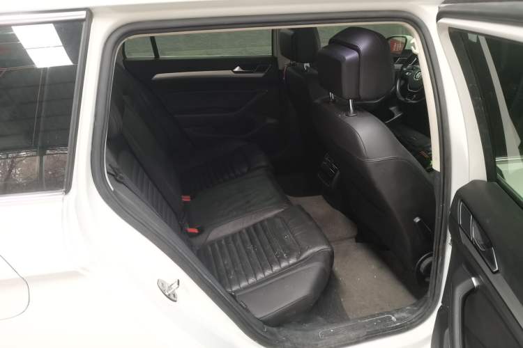 Used Volkswagen Variant 2017 380TSI Two-Wheel Drive Comfort Edition Right Rear Seat