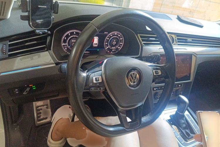 Used Volkswagen Variant 2017 380TSI Four-Wheel Drive Longitudinal Version Steering Wheel