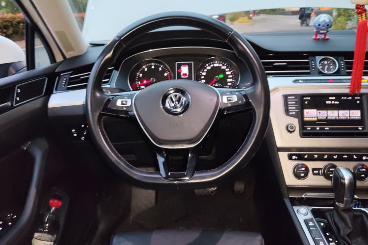 Used Volkswagen Variant 2017 380TSI Two-Wheel Drive Comfort Edition Steering Wheel
