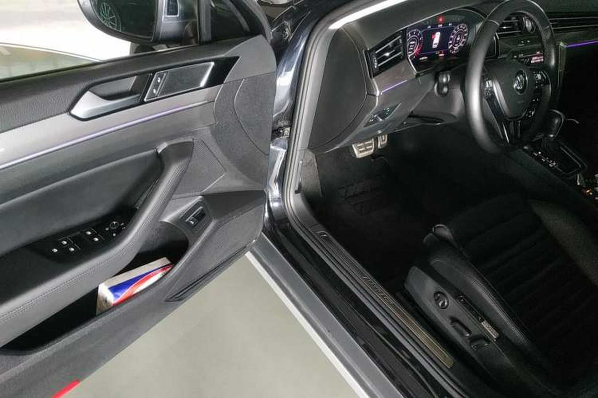 Used Volkswagen Variant 2018 380TSI Four-Wheel Drive Longitudinal Version Driver Seat