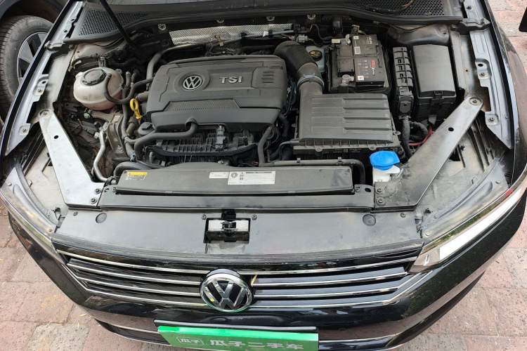 Used Volkswagen Variant 2018 380TSI Two-Wheel Drive Comfort Edition Engine Bay