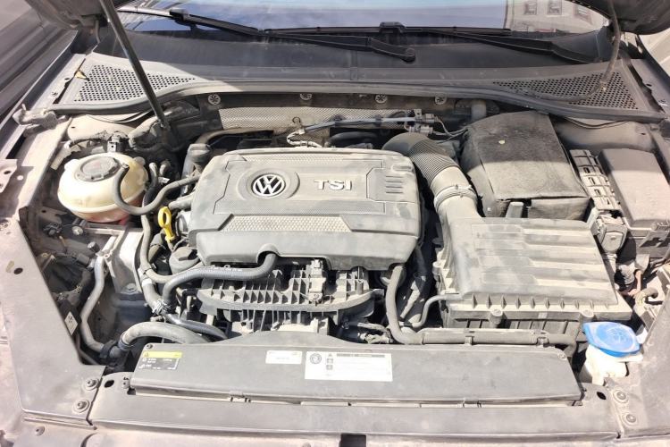 Used Volkswagen Variant 2018 380TSI Two-Wheel Drive Comfort Edition Engine Bay