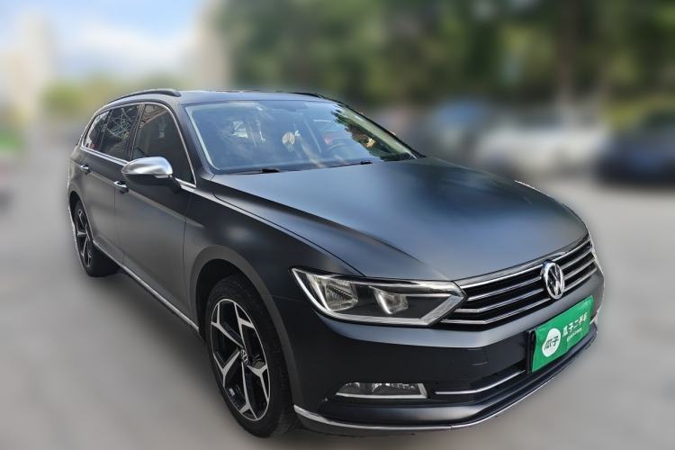 Used Volkswagen Variant 2018 380TSI Two-Wheel Drive Comfort Edition Front Right 45 Deg