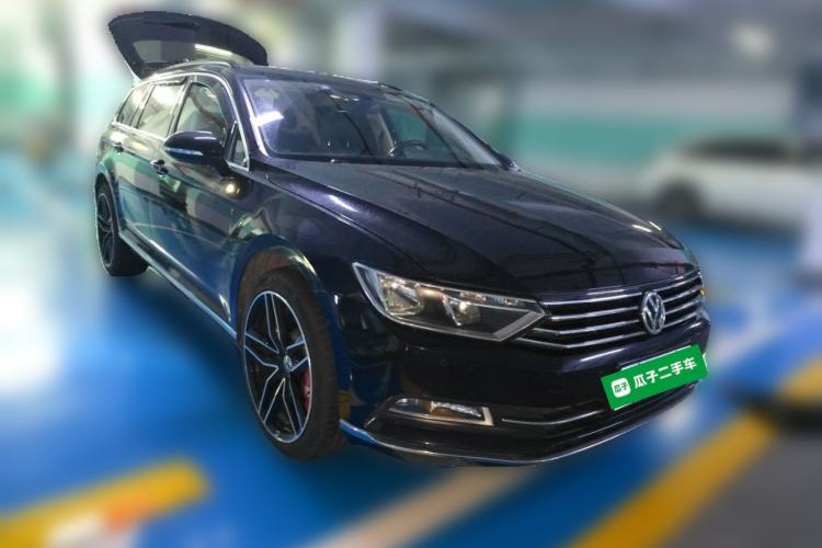 Used Volkswagen Variant 2018 380TSI Two-Wheel Drive Comfort Edition Front Right 45 Deg