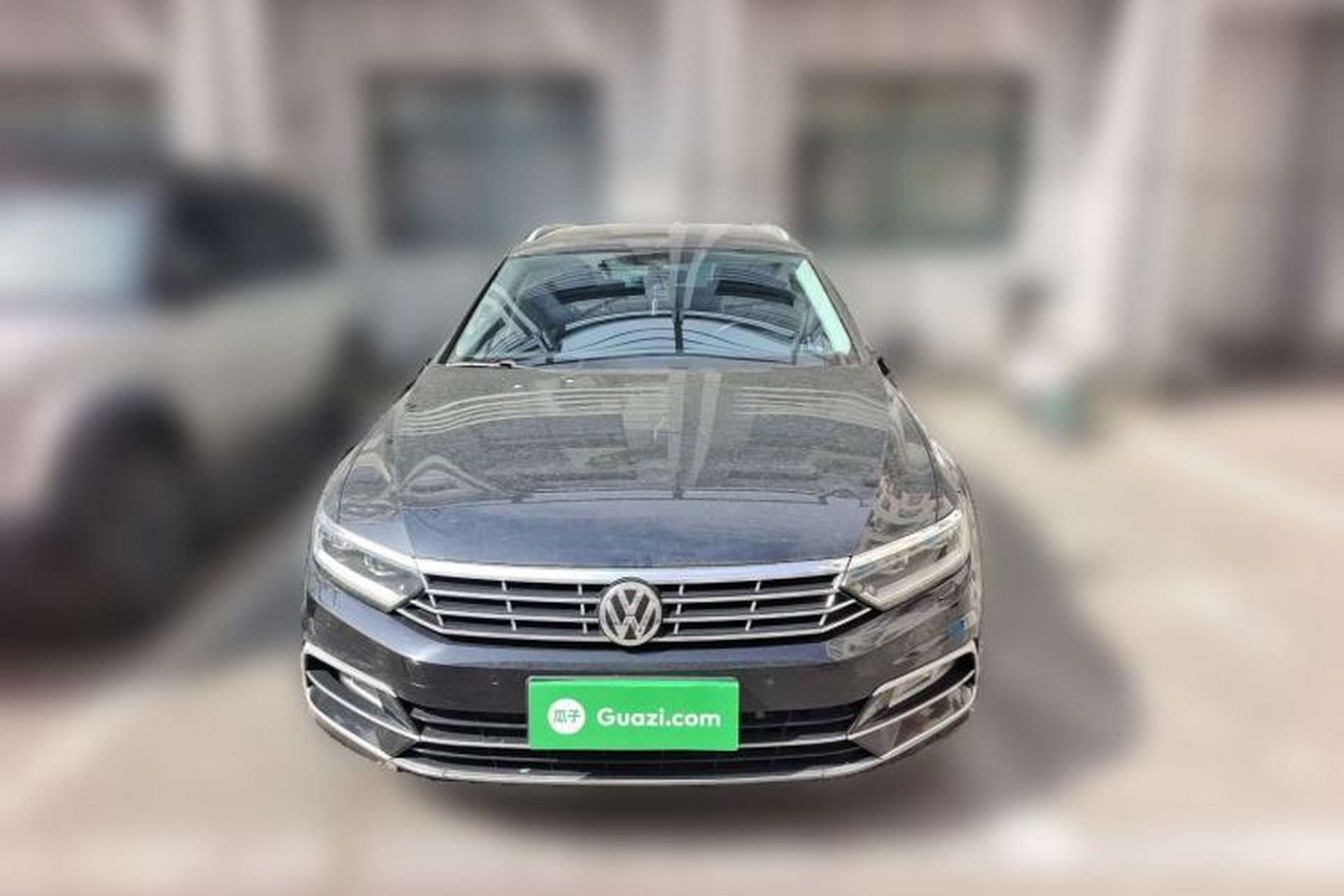 Used Volkswagen Variant 2018 380TSI Two-Wheel Drive Comfort Edition Front