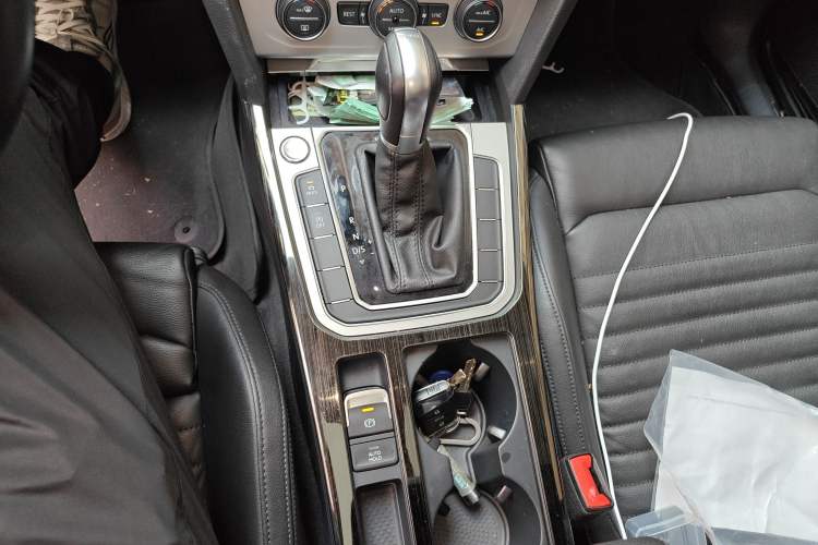 Used Volkswagen Variant 2018 380TSI Two-Wheel Drive Comfort Edition Gear Lever