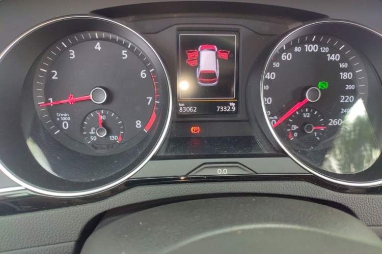 Used Volkswagen Variant 2018 380TSI Two-Wheel Drive Comfort Edition Odometer Close Up