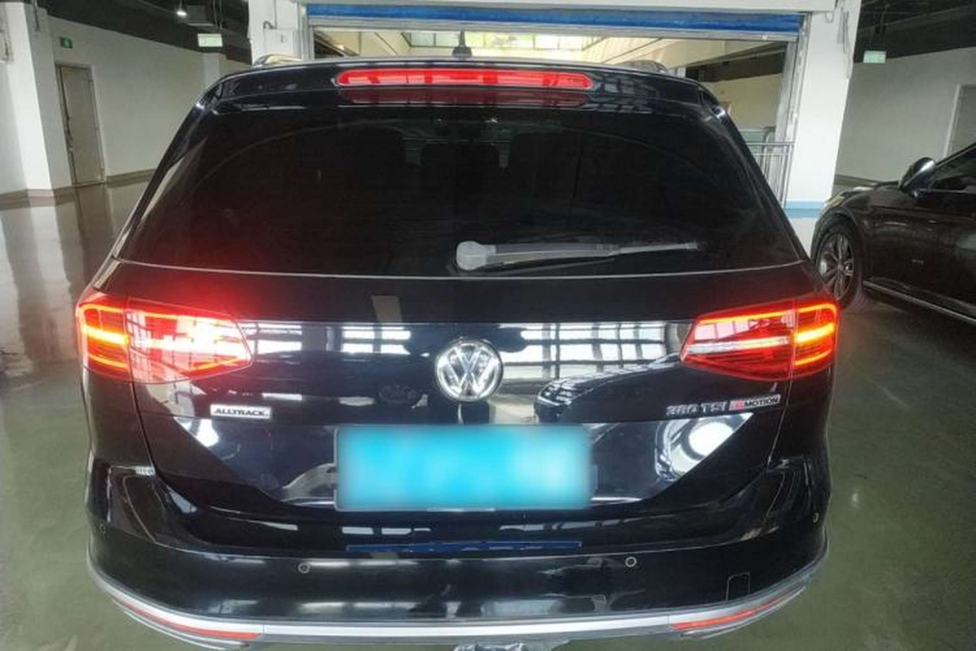 Used Volkswagen Variant 2018 380TSI Four-Wheel Drive Longitudinal Version Rear
