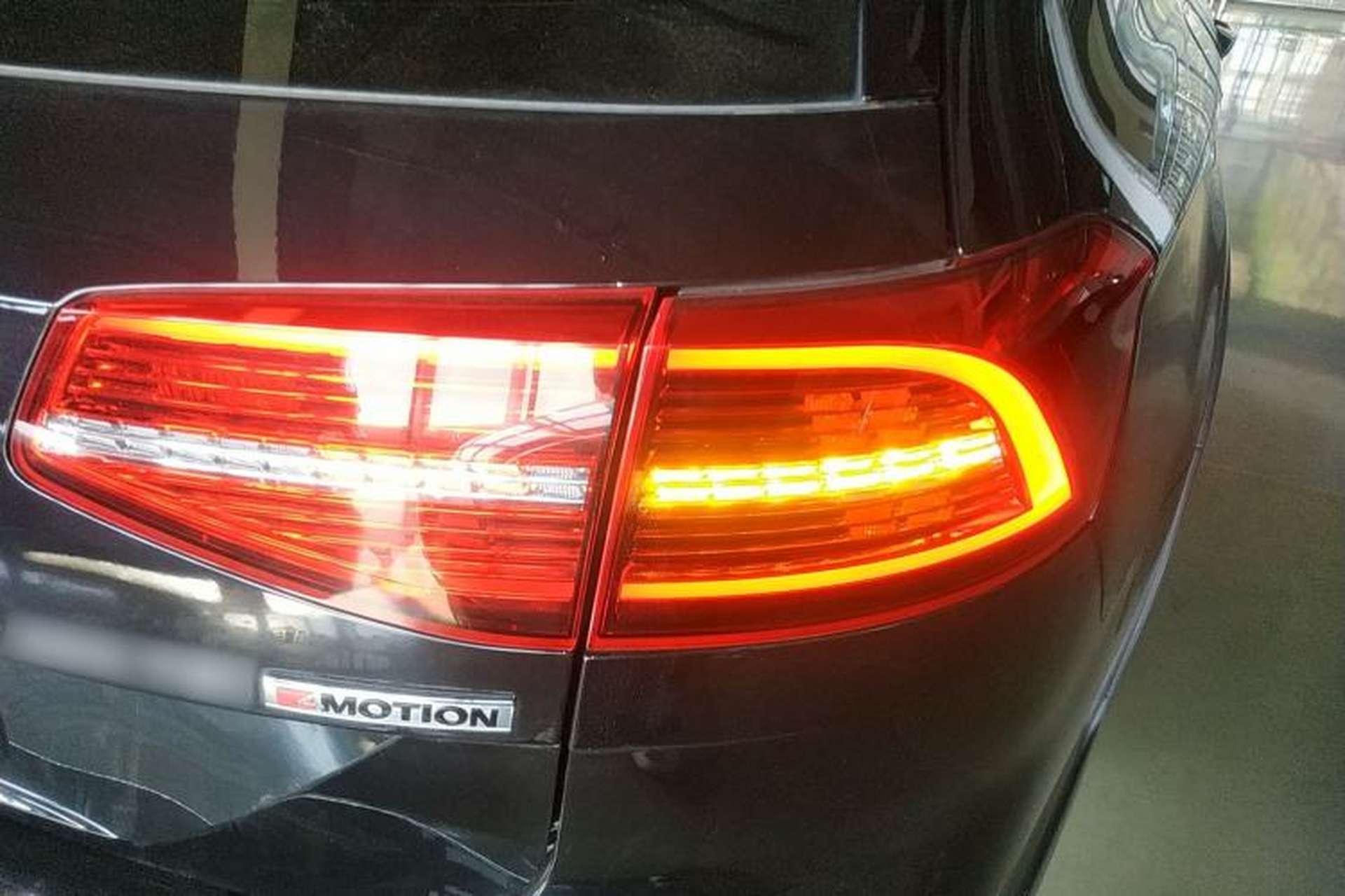 Used Volkswagen Variant 2018 380TSI Four-Wheel Drive Longitudinal Version Right Rear Taillight
