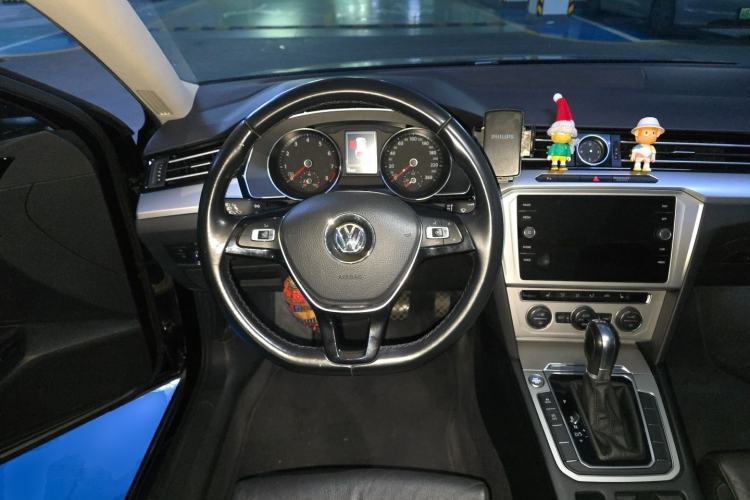 Used Volkswagen Variant 2018 380TSI Two-Wheel Drive Comfort Edition Steering Wheel