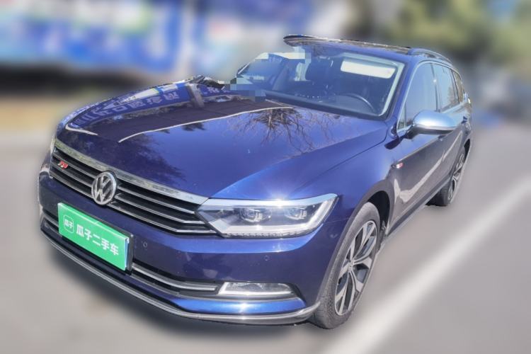 Used Volkswagen Variant 2018 380TSI Two-Wheel Drive Comfort Edition Guazi used car, China used car export, Used car for sale, Used  cars, Cheapest cars for sale