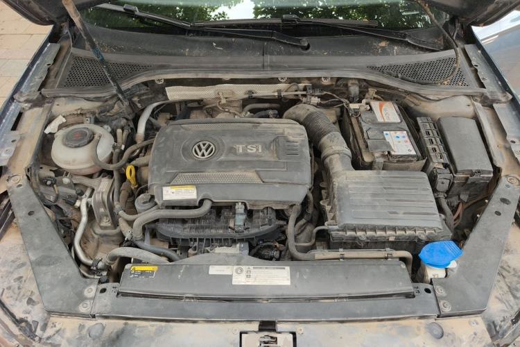 Used Volkswagen Variant 2018 380TSI Two-Wheel Drive Comfort Edition Engine Bay