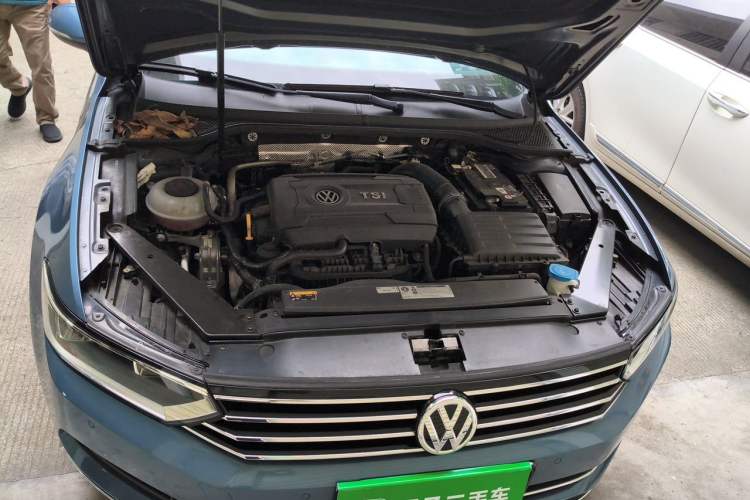 Used Volkswagen Variant 2018 380TSI Two-Wheel Drive Comfort Edition Engine Bay