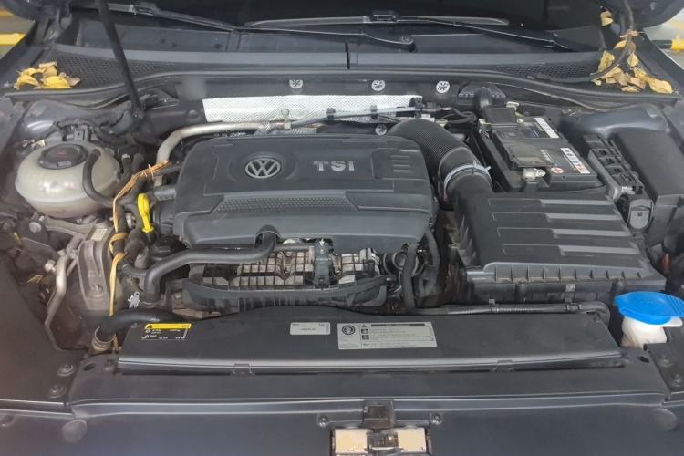 Used Volkswagen Variant 2018 380TSI Two-Wheel Drive Comfort Edition Engine Bay