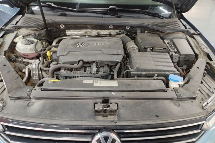 Used Volkswagen Variant 2018 380TSI Two-Wheel Drive Comfort Edition Engine Bay