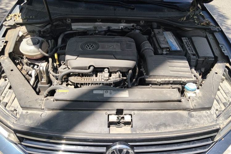 Used Volkswagen Variant 2018 380TSI Two-Wheel Drive Comfort Edition Engine Bay