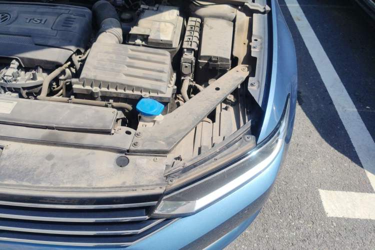 Used Volkswagen Variant 2018 380TSI Two-Wheel Drive Comfort Edition Engine Bay Left