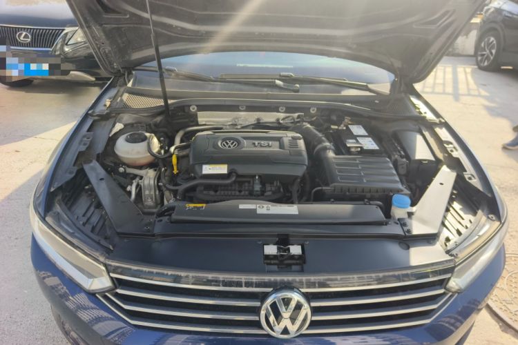 Used Volkswagen Variant 2018 380TSI Two-Wheel Drive Comfort Edition Engine Bay