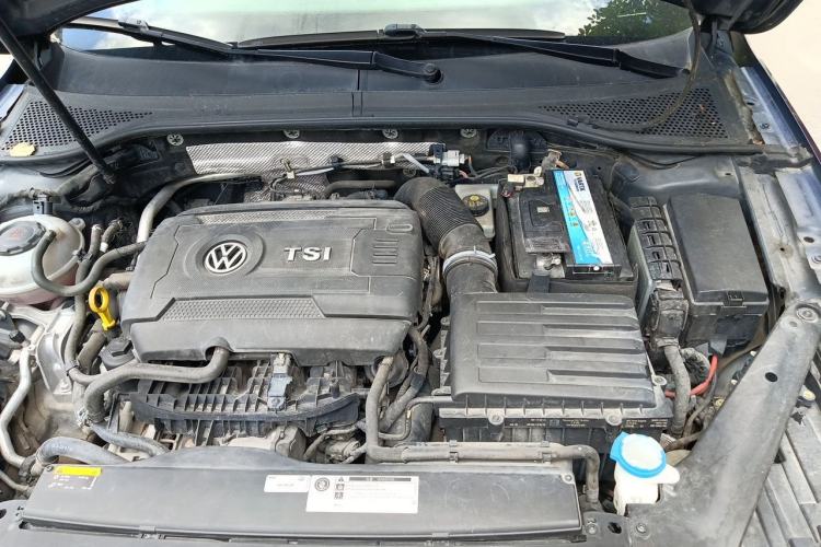 Used Volkswagen Variant 2018 380TSI Two-Wheel Drive Comfort Edition Engine Bay