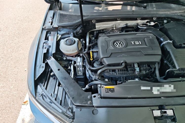 Used Volkswagen Variant 2018 380TSI Two-Wheel Drive Comfort Edition Engine Bay Right