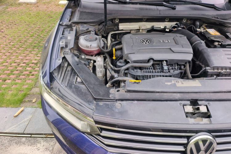 Used Volkswagen Variant 2018 380TSI Two-Wheel Drive Comfort Edition Engine Bay Right
