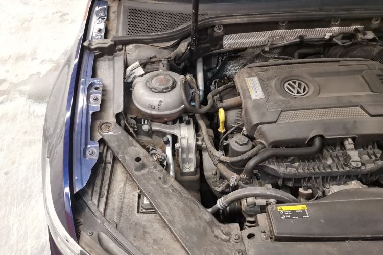 Used Volkswagen Variant 2018 380TSI Two-Wheel Drive Comfort Edition Engine Bay Right