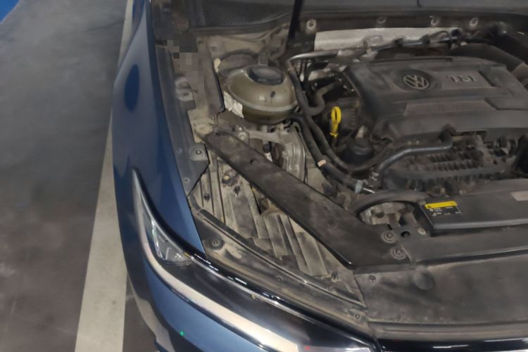 Used Volkswagen Variant 2018 380TSI Two-Wheel Drive Comfort Edition Engine Bay Right
