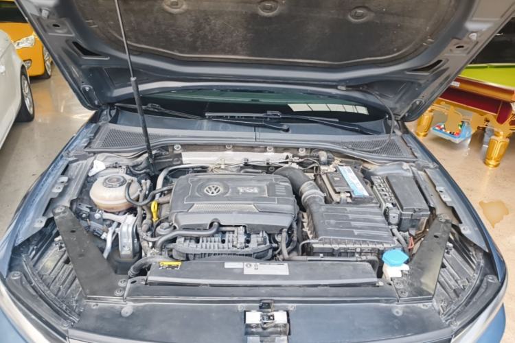 Used Volkswagen Variant 2018 380TSI Two-Wheel Drive Comfort Edition Engine Bay