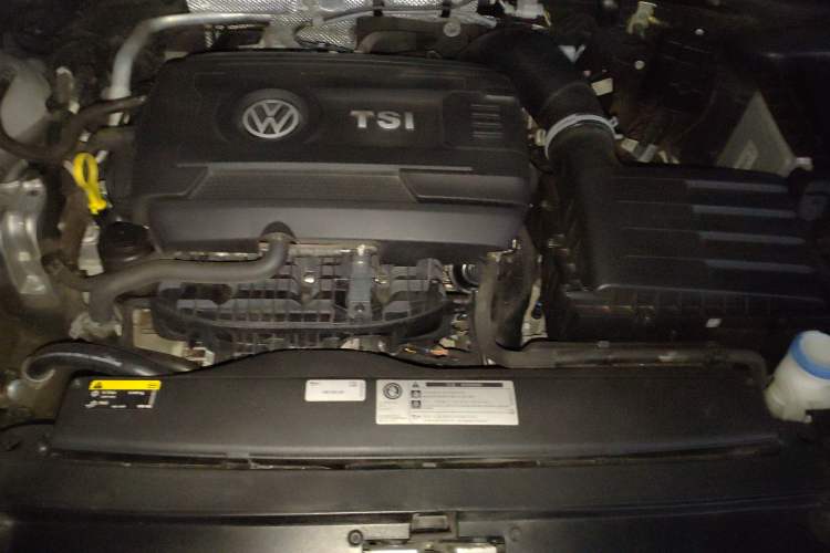 Used Volkswagen Variant 2018 380TSI Four-Wheel Drive Longitudinal Version Engine Bay