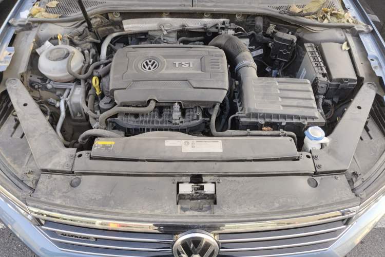Used Volkswagen Variant 2018 380TSI Four-Wheel Drive Trail Edition Engine Bay