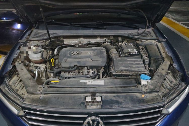 Used Volkswagen Variant 2018 380TSI Two-Wheel Drive Comfort Edition Engine Bay