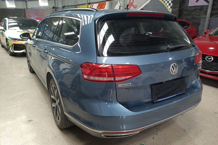 Used Volkswagen Variant 2018 380TSI Two-Wheel Drive Comfort Edition Exterior 1