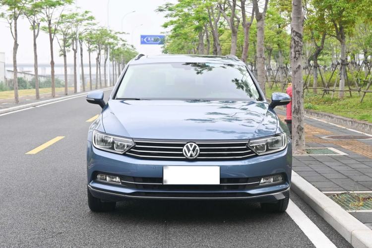 Used Volkswagen Variant 2018 380TSI Two-Wheel Drive Comfort Edition Exterior 1
