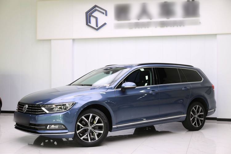 Used Volkswagen Variant 2018 380TSI Two-Wheel Drive Comfort Edition Exterior 3