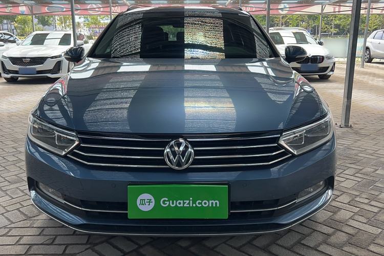 Used Volkswagen Variant 2018 380TSI Two-Wheel Drive Comfort Edition Exterior 6