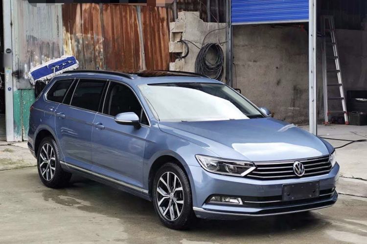 Used Volkswagen Variant 2018 380TSI Two-Wheel Drive Comfort Edition Exterior 6
