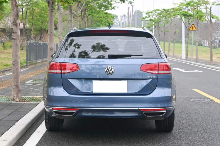 Used Volkswagen Variant 2018 380TSI Two-Wheel Drive Comfort Edition Exterior 6