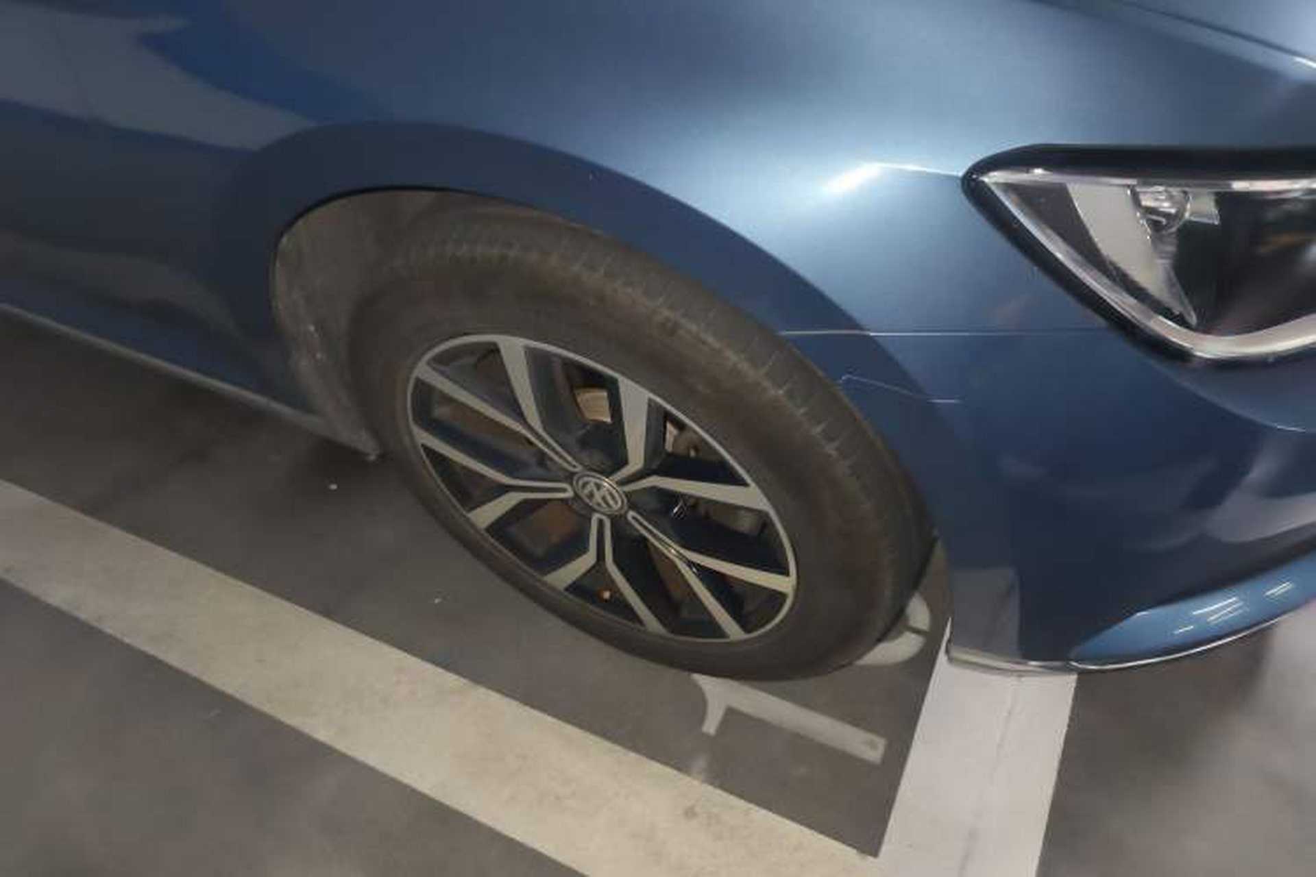Used Volkswagen Variant 2018 380TSI Two-Wheel Drive Comfort Edition Exterior 7