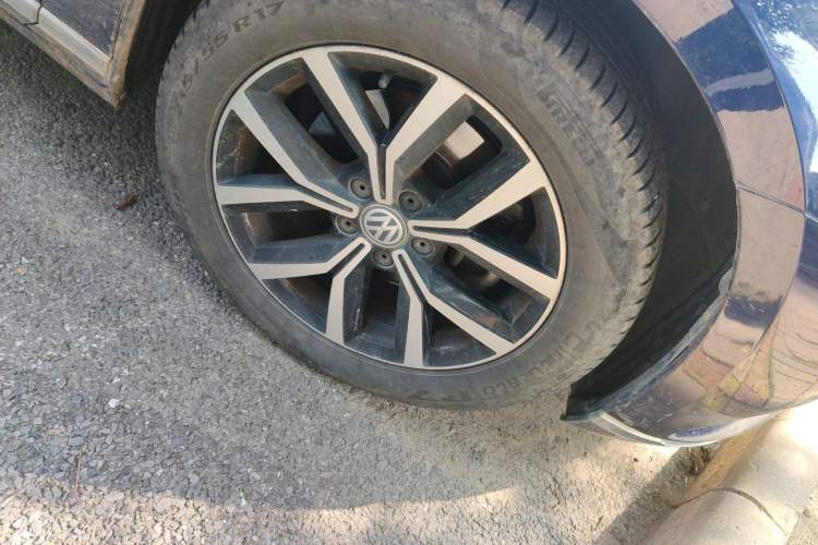 Used Volkswagen Variant 2018 380TSI Two-Wheel Drive Comfort Edition Exterior 7