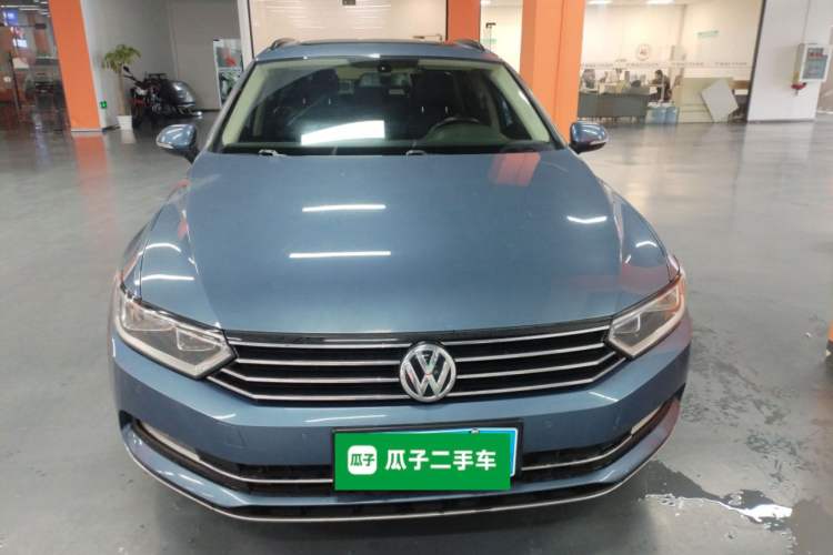 Used Volkswagen Variant 2018 380TSI Two-Wheel Drive Comfort Edition Front